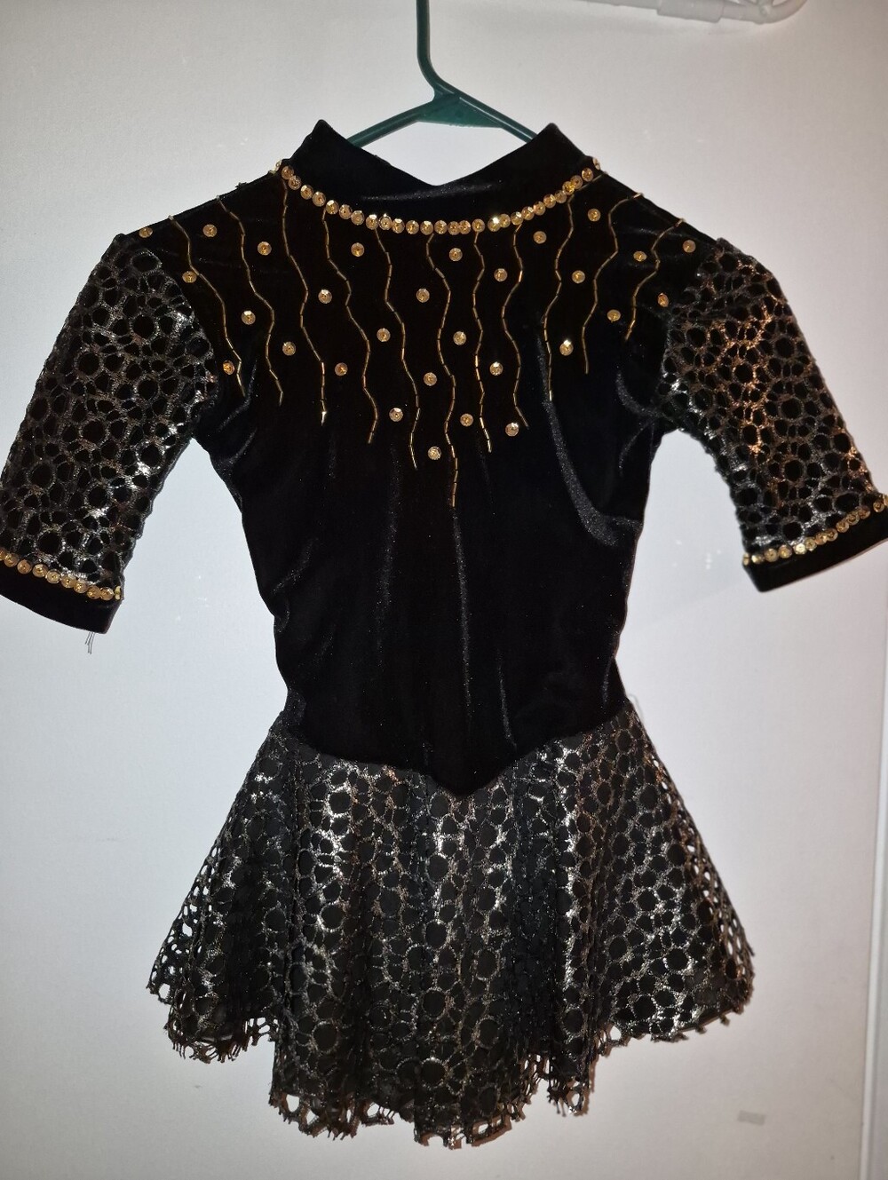 Black and Gold Kids' Velvet Skating Competition Dress Custom Made Sise 8-10